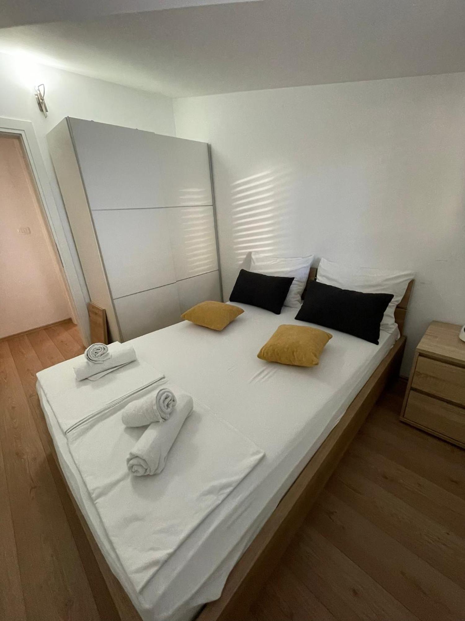 Gavric Apartament *